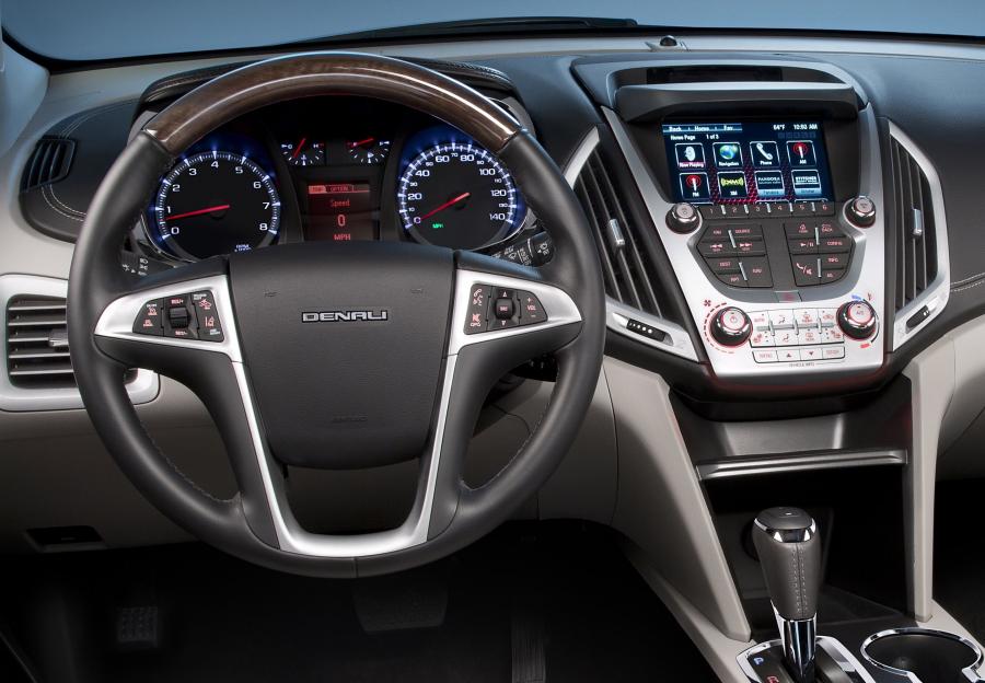  GMC Terrain Denali 2015 года  (фото 8 из 9)